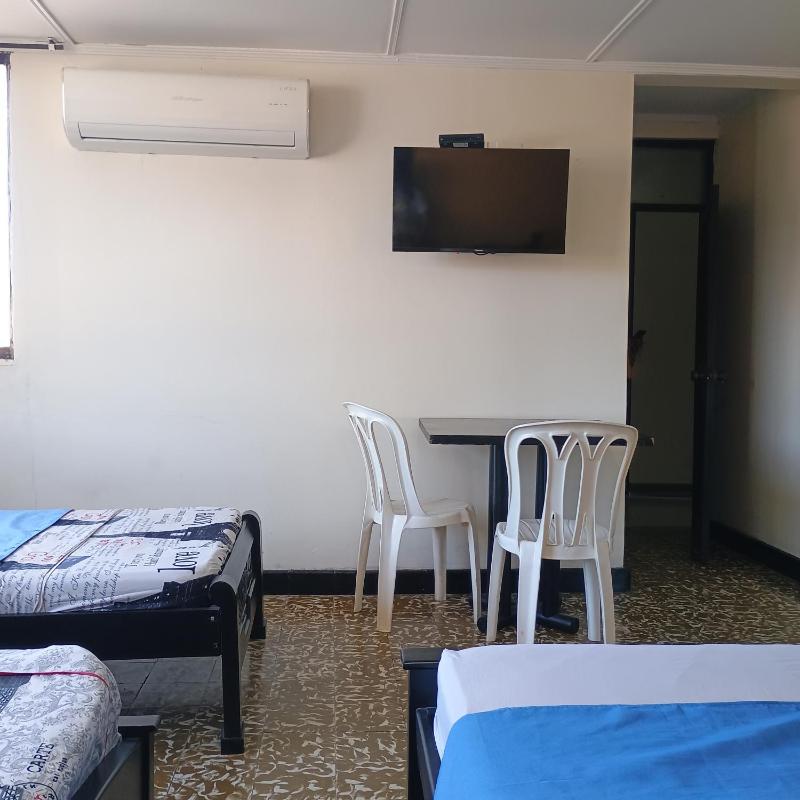 Hotel Villa Giron inn - image 15