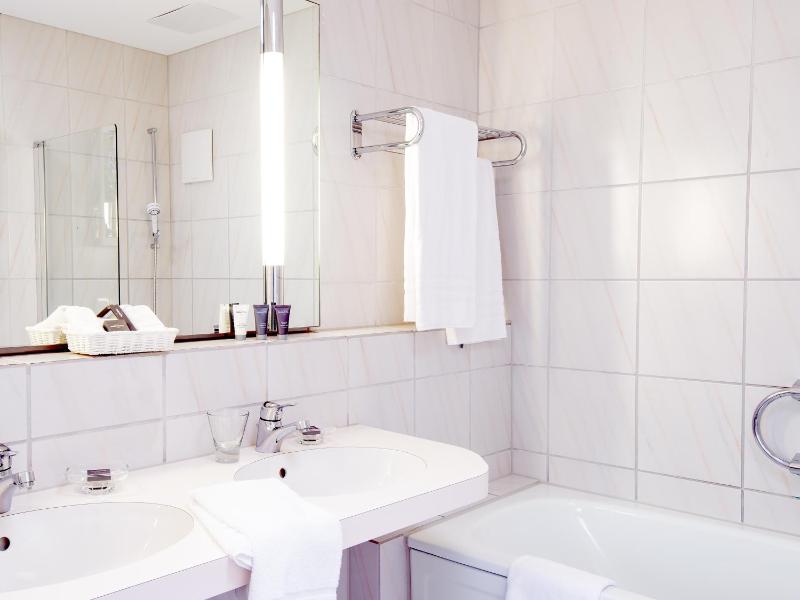 King Suite image 2