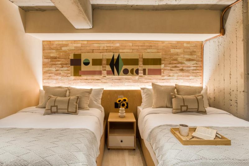 Caliza Roma Residences by Tasman - image 35