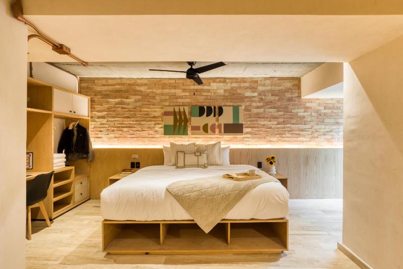 Caliza Roma Residences by Tasman - image 17