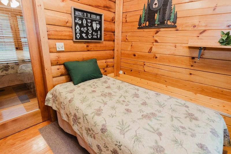 Two-Bedroom House image 2