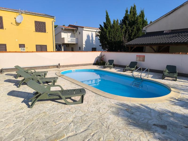 Family-friendly apartments with swimming pool Sabunike Zadar - 11837 - image 31