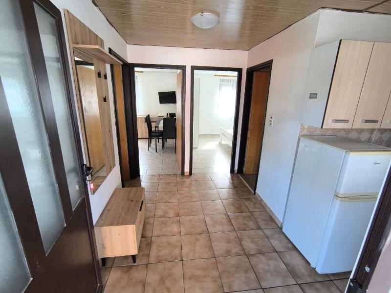 Family-friendly apartments with swimming pool Sabunike Zadar - 11837 - image 11