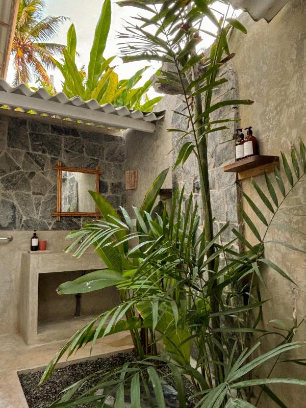 Surf Lodge Madiha - image 13