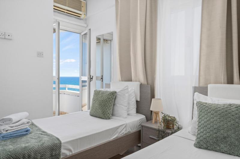 Lazuli Sea View Beachfront- Ap 61 - image 16