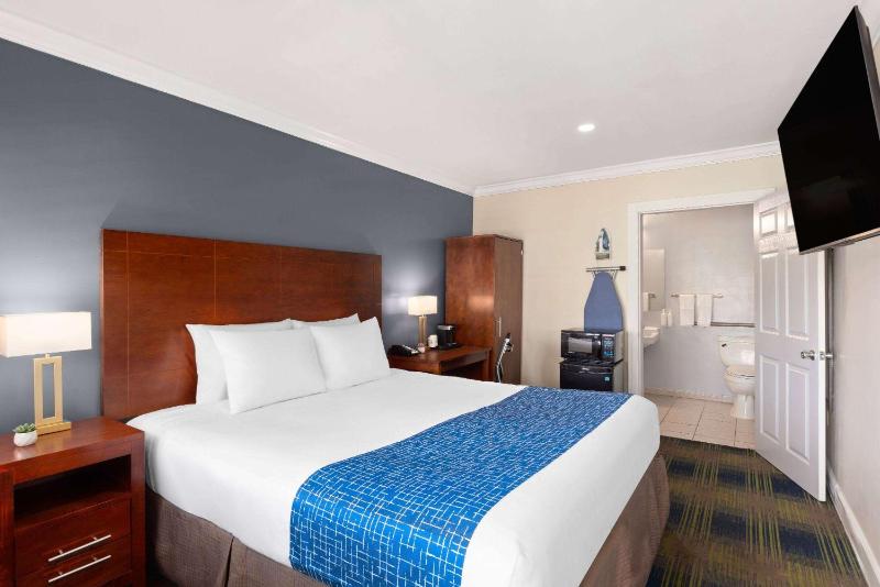 Travelodge by Wyndham by Fisherman's Wharf - image 3