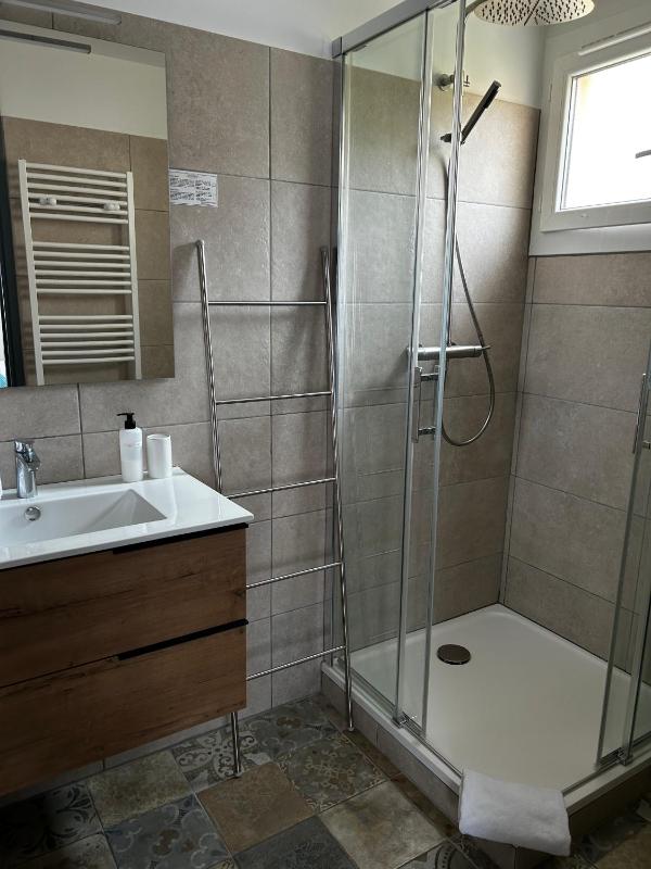 Superior Double Room with Sea View image 3