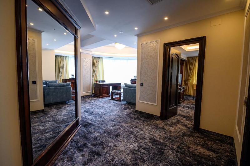 Hotel Bulevard - image 13