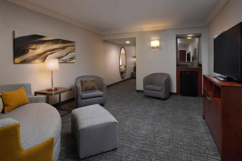 Courtyard by Marriott Bradenton Sarasota/Riverfront - image 20