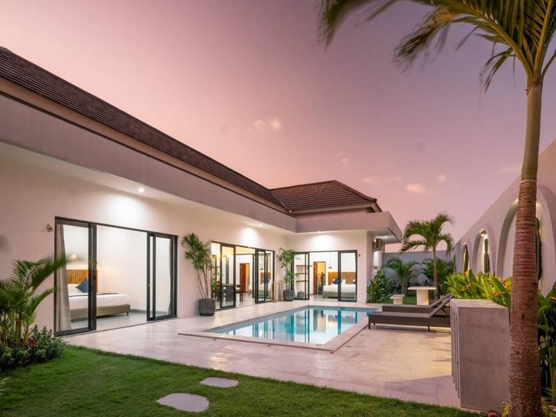 Exclusive new Canggu Villa - image 11