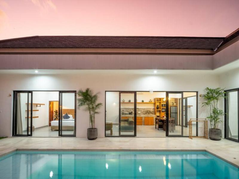 Exclusive new Canggu Villa - image 12