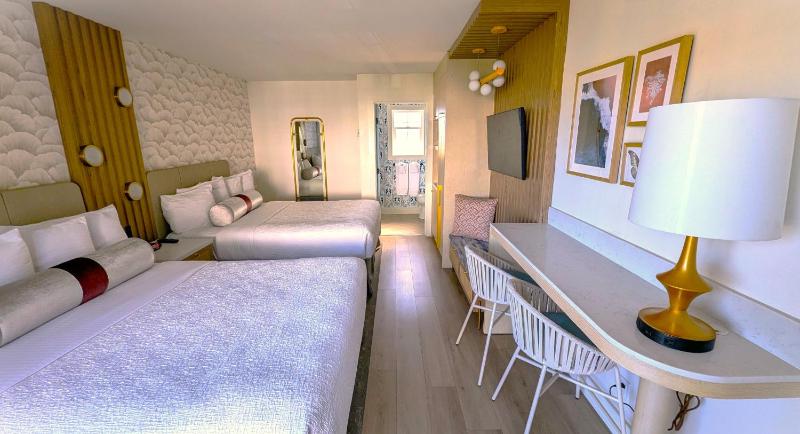 Queen Room image 1