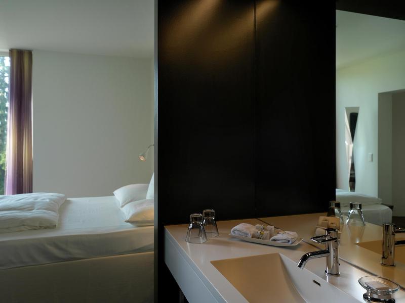 Suite image 2