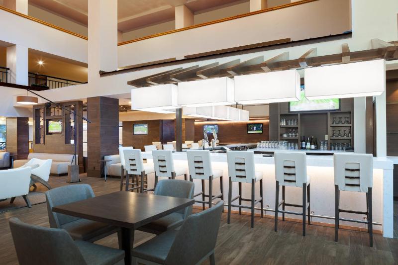 Marriott Savannah Riverfront - image 28