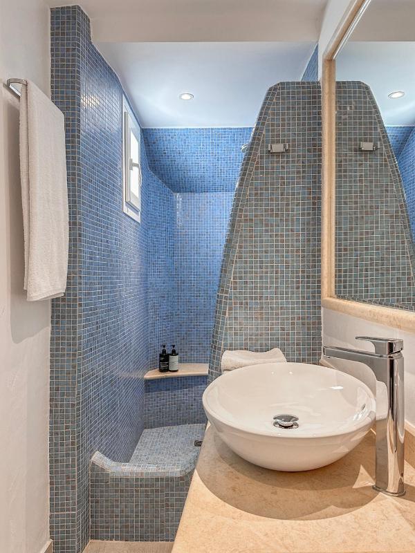 Superior Studio with Balcony and Sea View (2 Adults) image 4