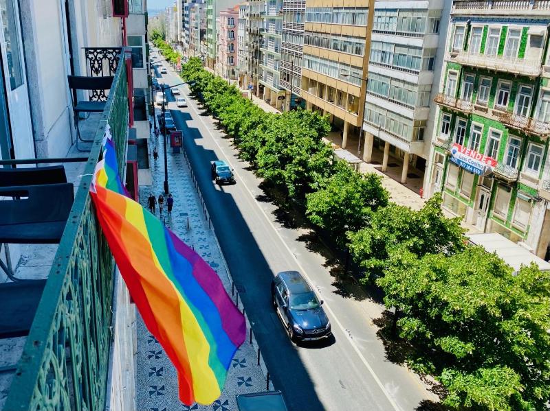 Bed in 8-Bed Mixed Dormitory Room image 1