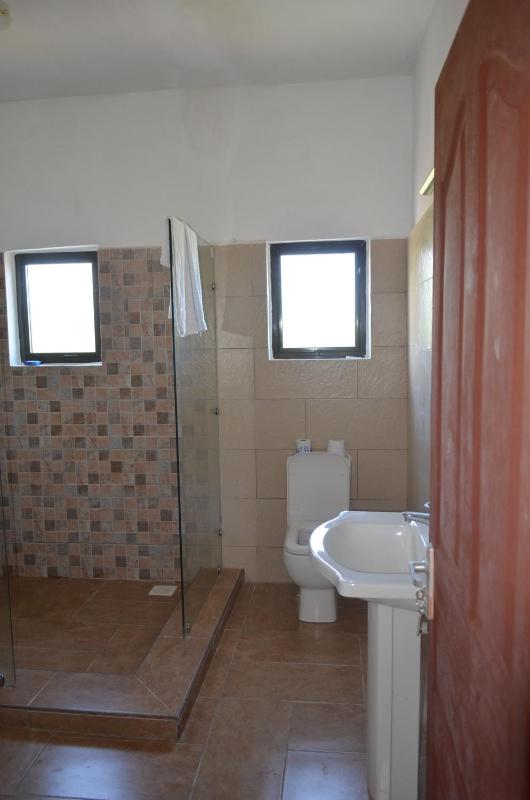 Galu Inn - image 11