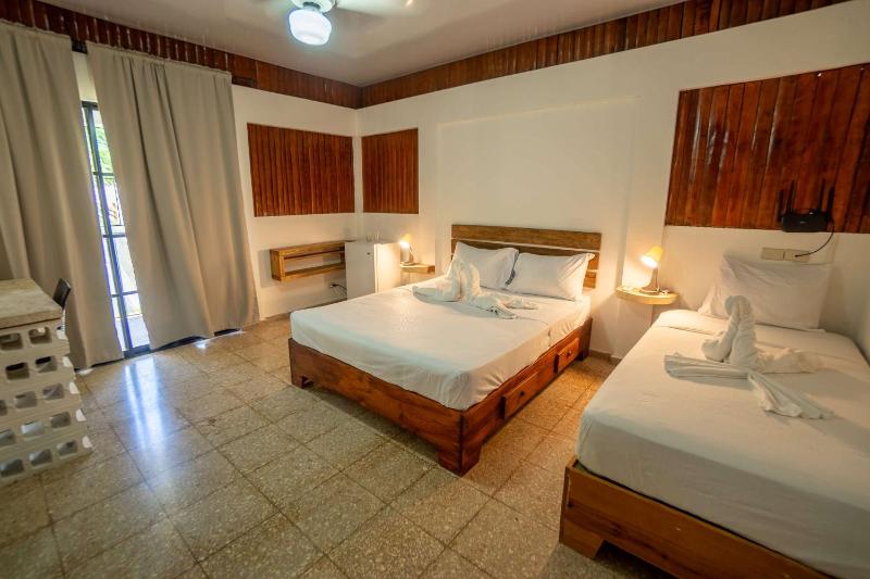 Room #28 at Waterfront Playa Alicia - image 7