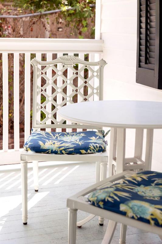 Deluxe Cottage image 3