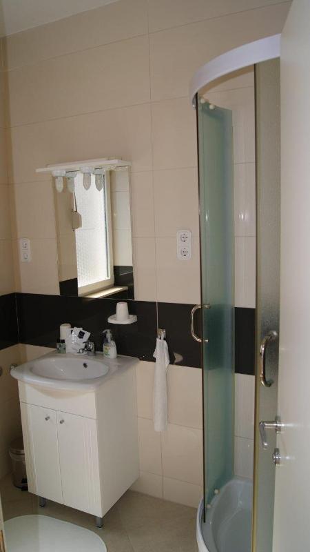 Feelgood Apartments - image 24