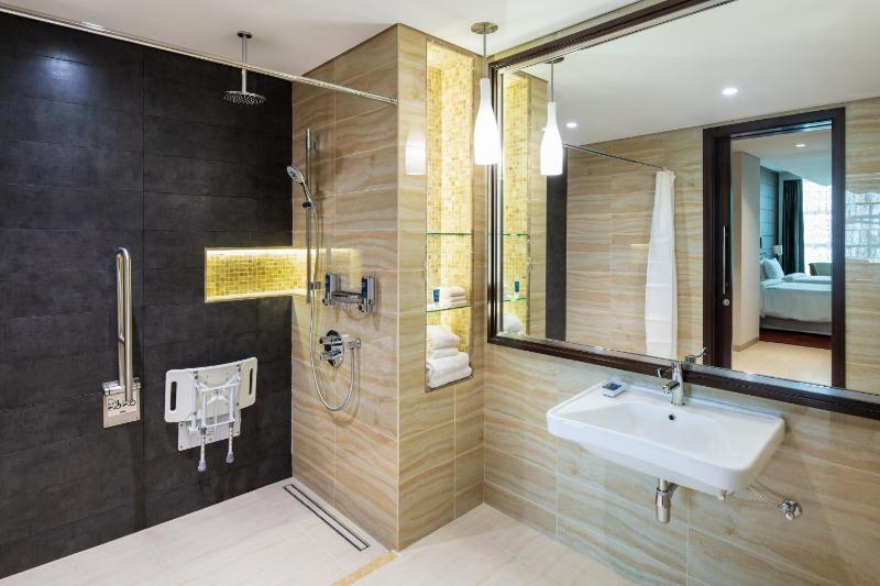 Classic Room, Guest room, 1 King image 2
