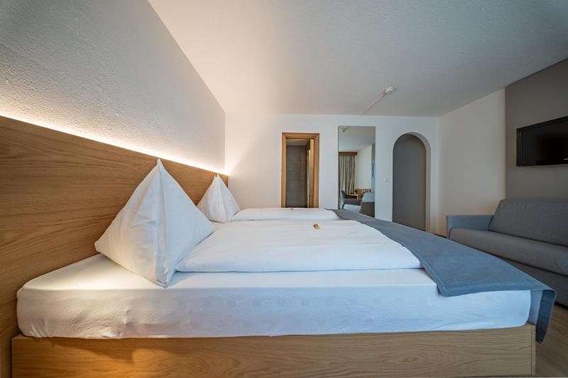Hotel Piz St. Moritz - image 48