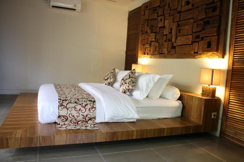 Alarte Estate by Villa Finder - image 2