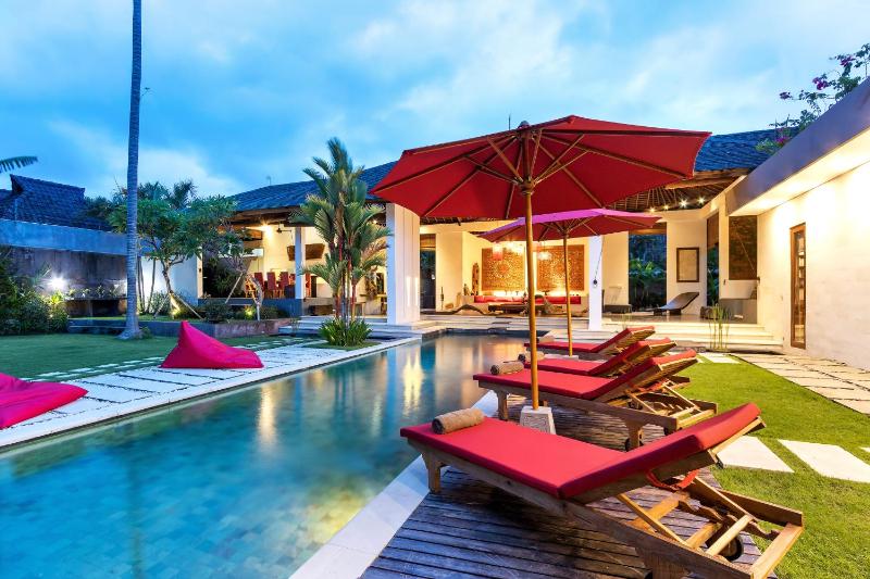 Alarte Estate by Villa Finder - image 13