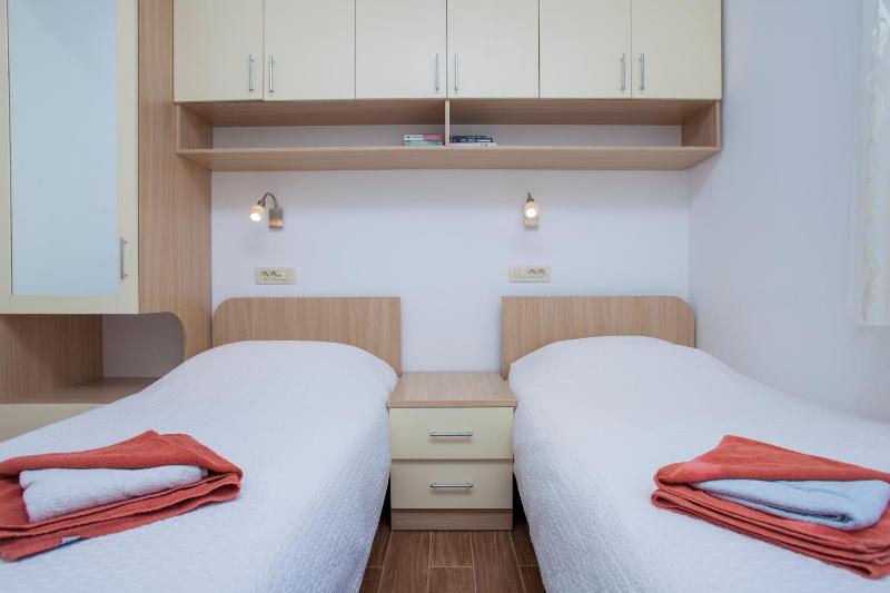 Double or Twin Room image 4