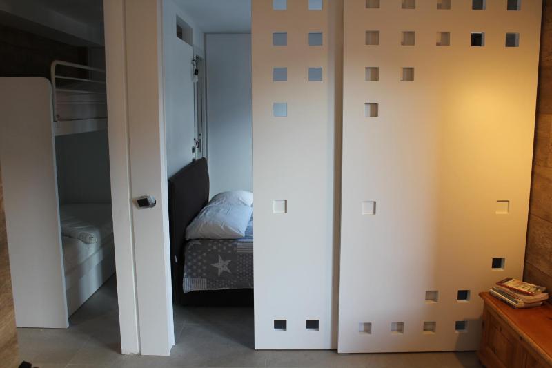 One-Bedroom Apartment image 2
