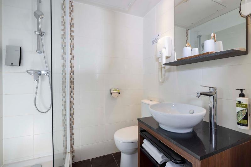 Superior King Room image 1