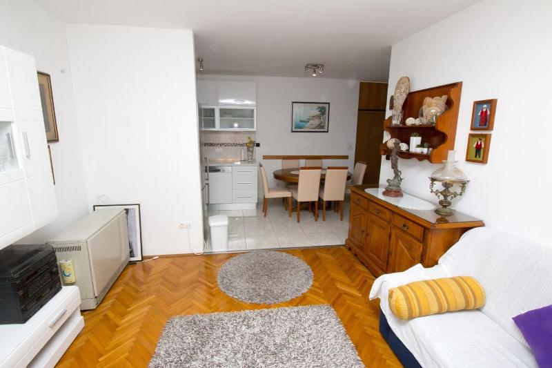 Apartment Jerko - image 14