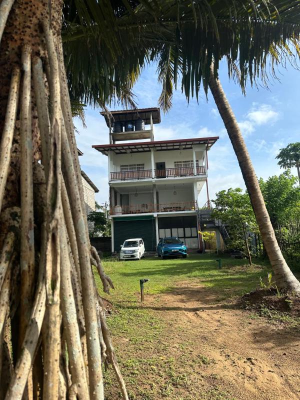 KVA Talalla Beach Villa - image 11