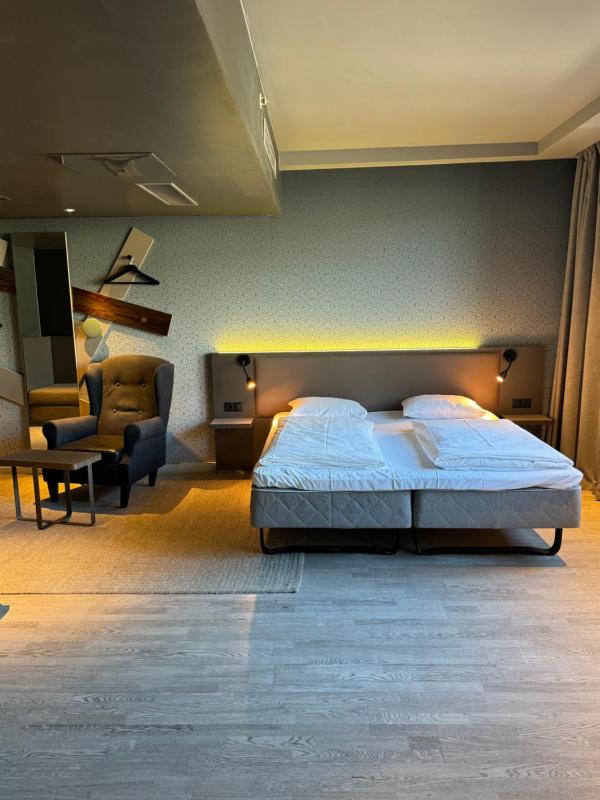 Superior Double Room image 4