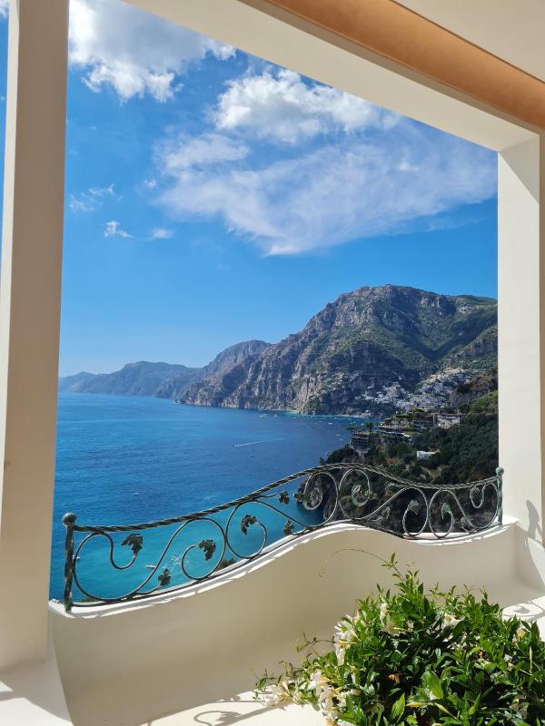 Villa Santa Chiara Positano Suites - image 20