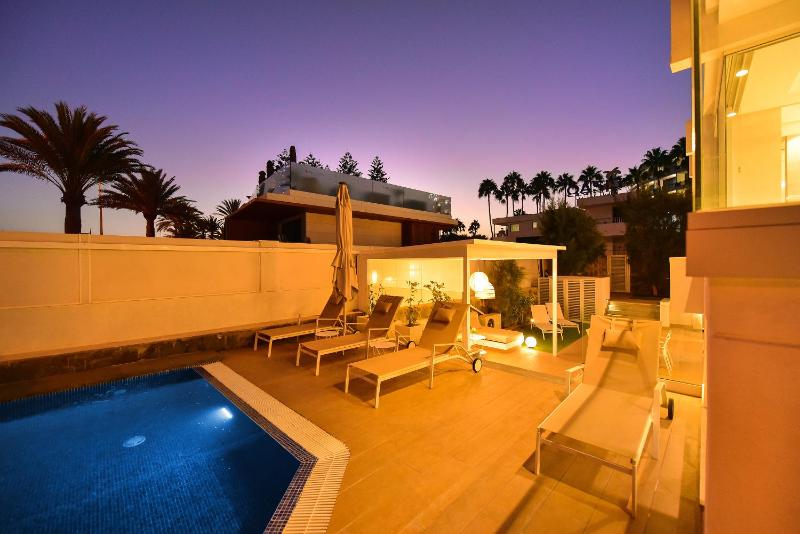 Villa image 4