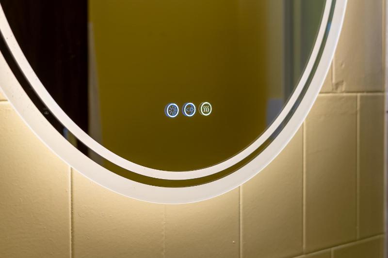 Single Room image 4