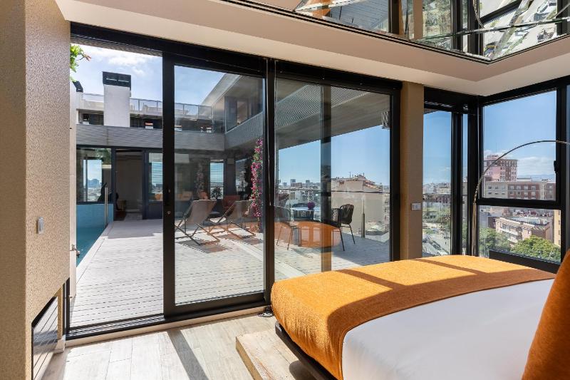 Cosmo Suite Penthouse - image 14