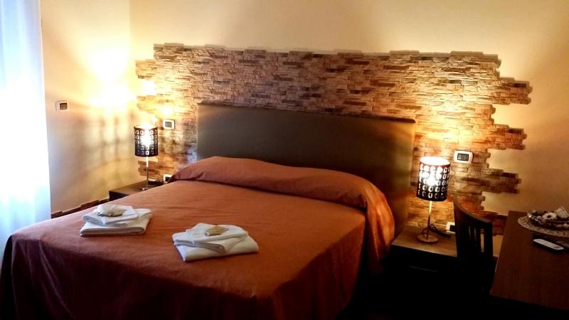 Quadruple Room with Private Bathroom image 3