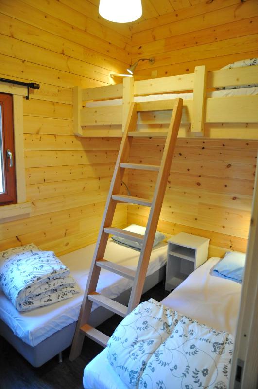 Three-Bedroom House image 4