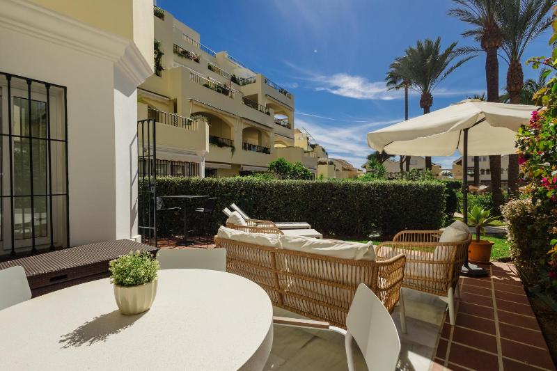 Cozy apartment with terrace and access to the beach in Elviria Marbella East - image 42