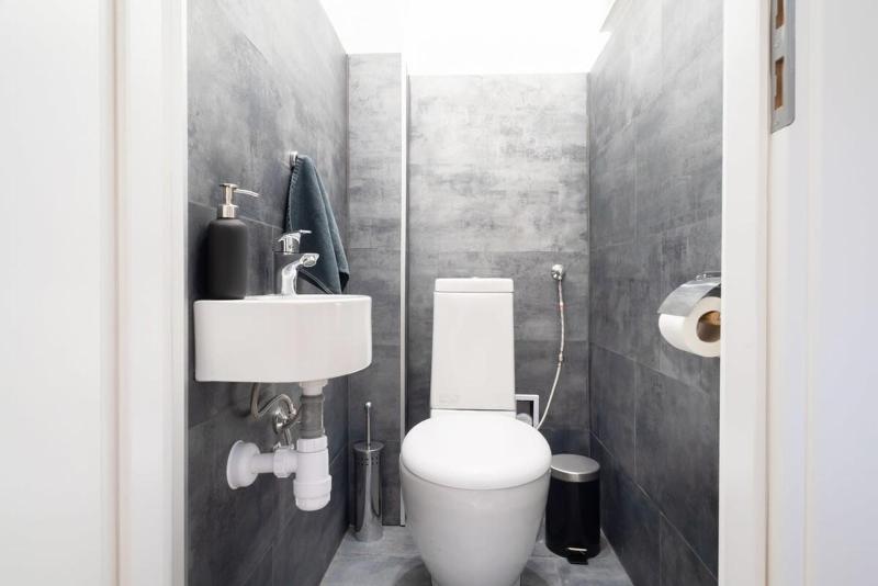 Stylish large apartment at super central location - image 4