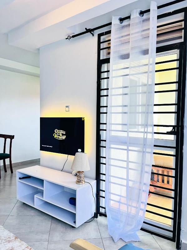 Apartment Unit - Pearl Residence - image 10