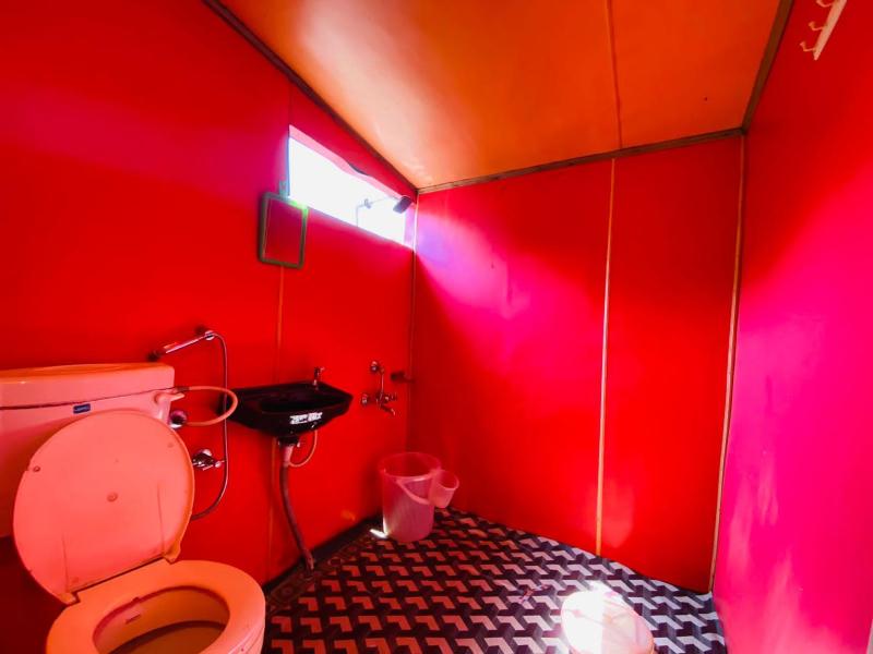 Island hotel and homestay - image 10