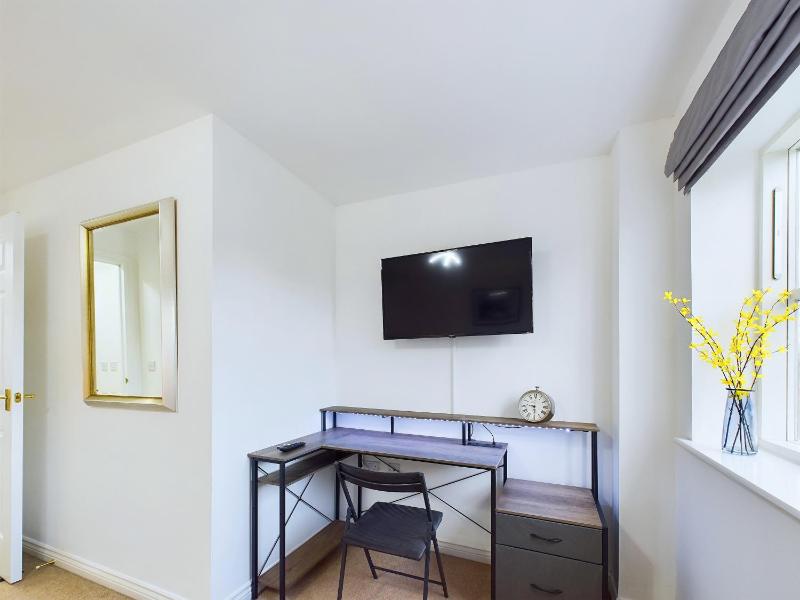 Sotherby Walk by Signature Stays - Townhouse - Parking - Modern - image 22