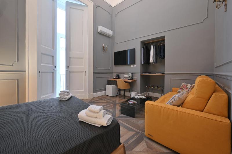 Toledo 424 Suite - image 10