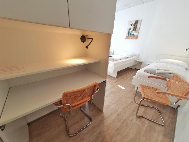 Studio Apartment image 3