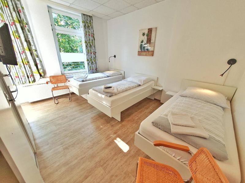 Studio Apartment image 2