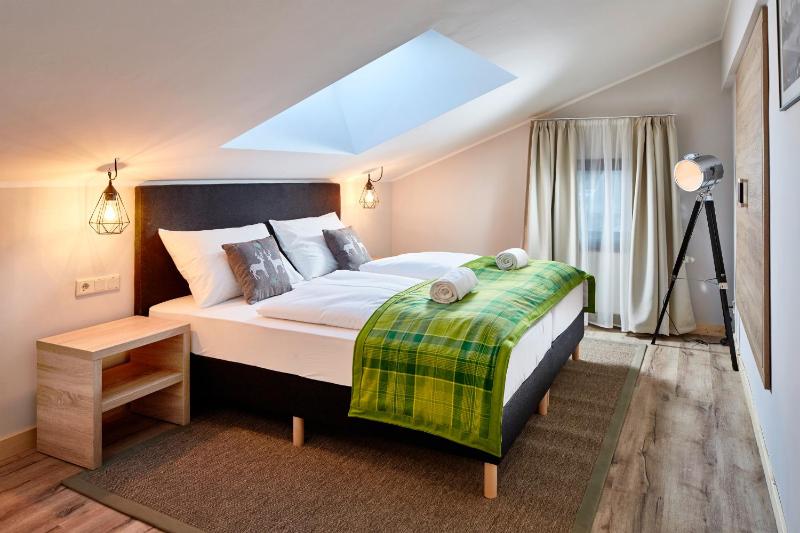 Superior Two-Bedroom Apartment with Balcony and Sauna image 4