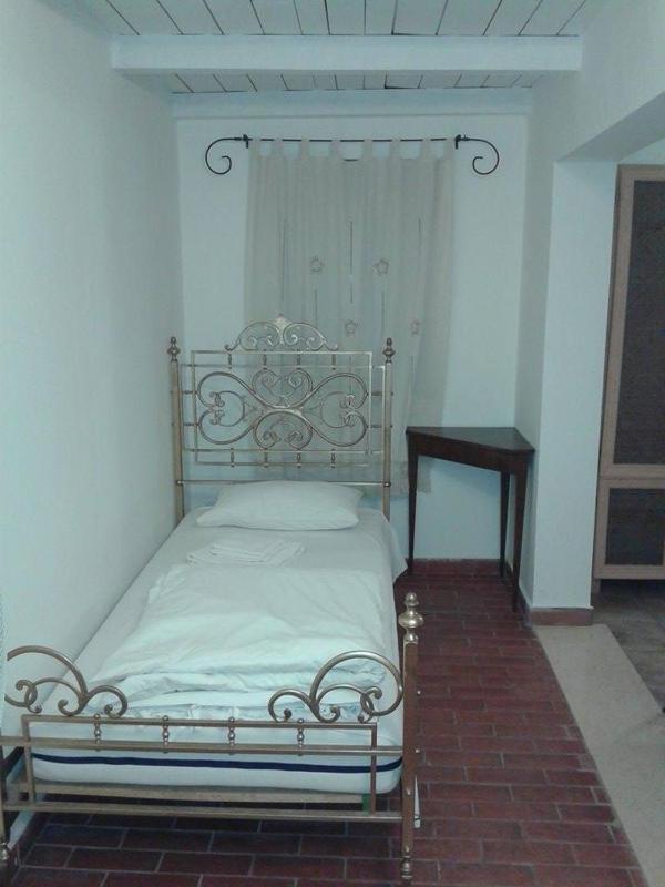 Single Room image 1